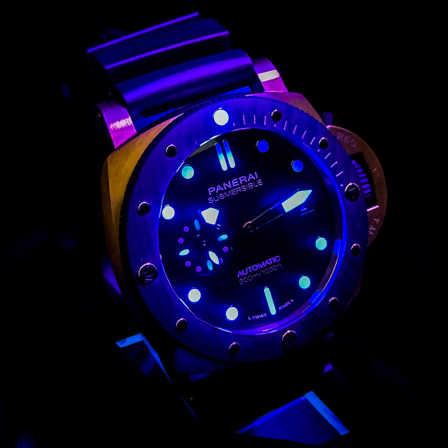 Panerai Submersible Rose Goldtech 44mm - Ref # PAM01070