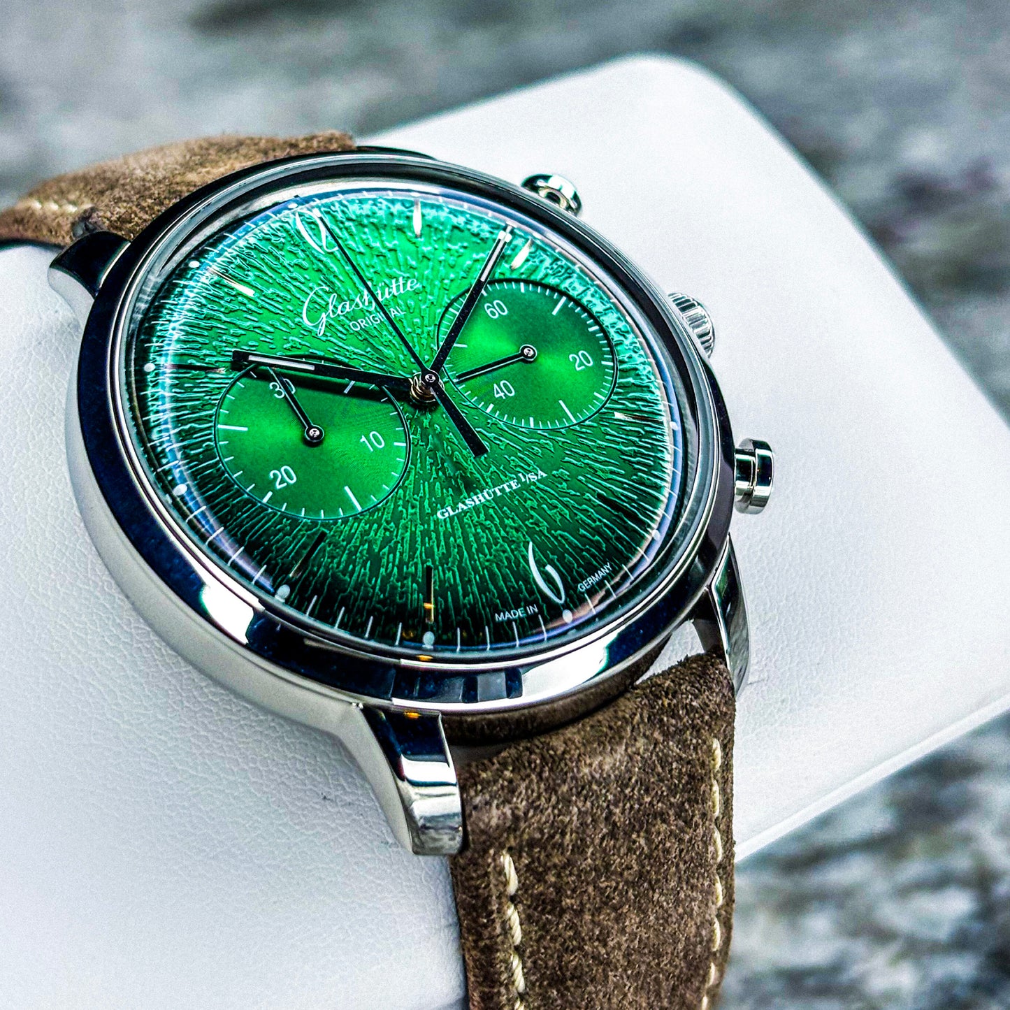 Glashütte Originals Sixties Chronograph Annual Edition Green Dial Ref # 1-39-34-05-22-04