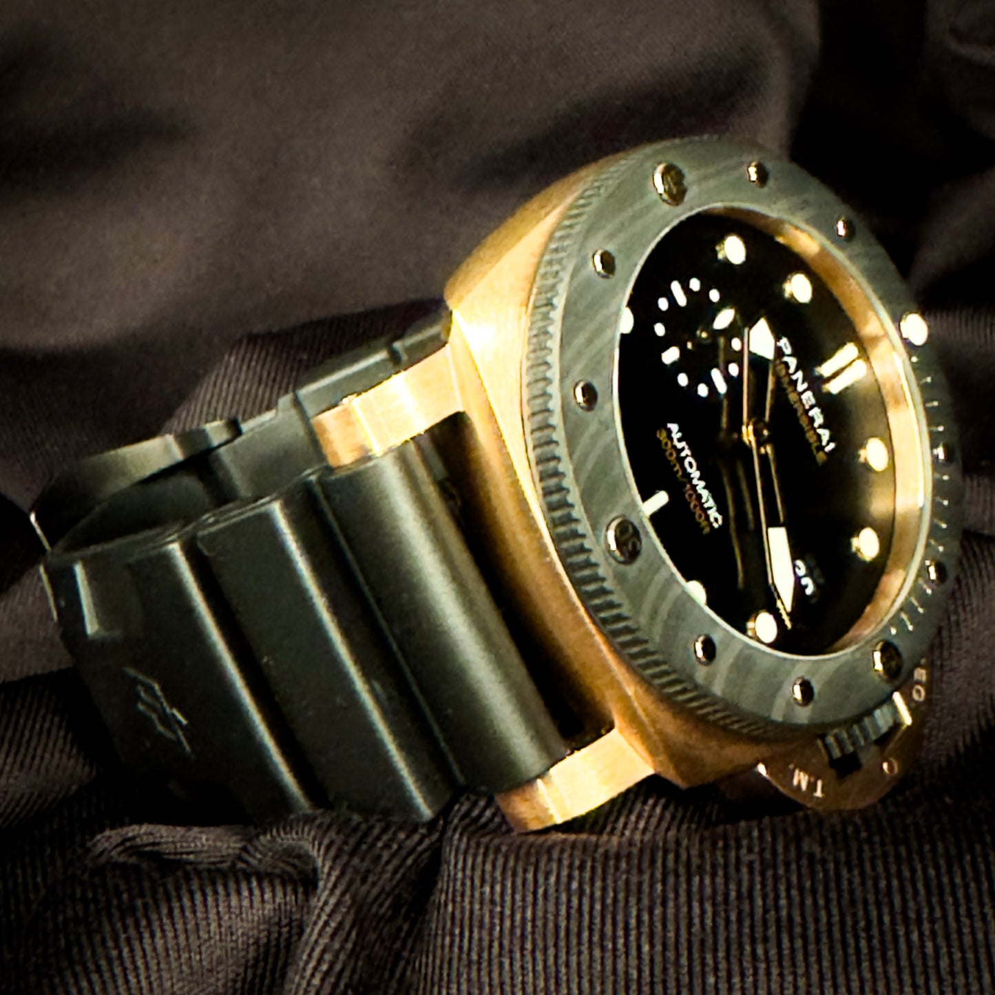 Panerai Submersible Rose Goldtech 44mm - Ref # PAM01070