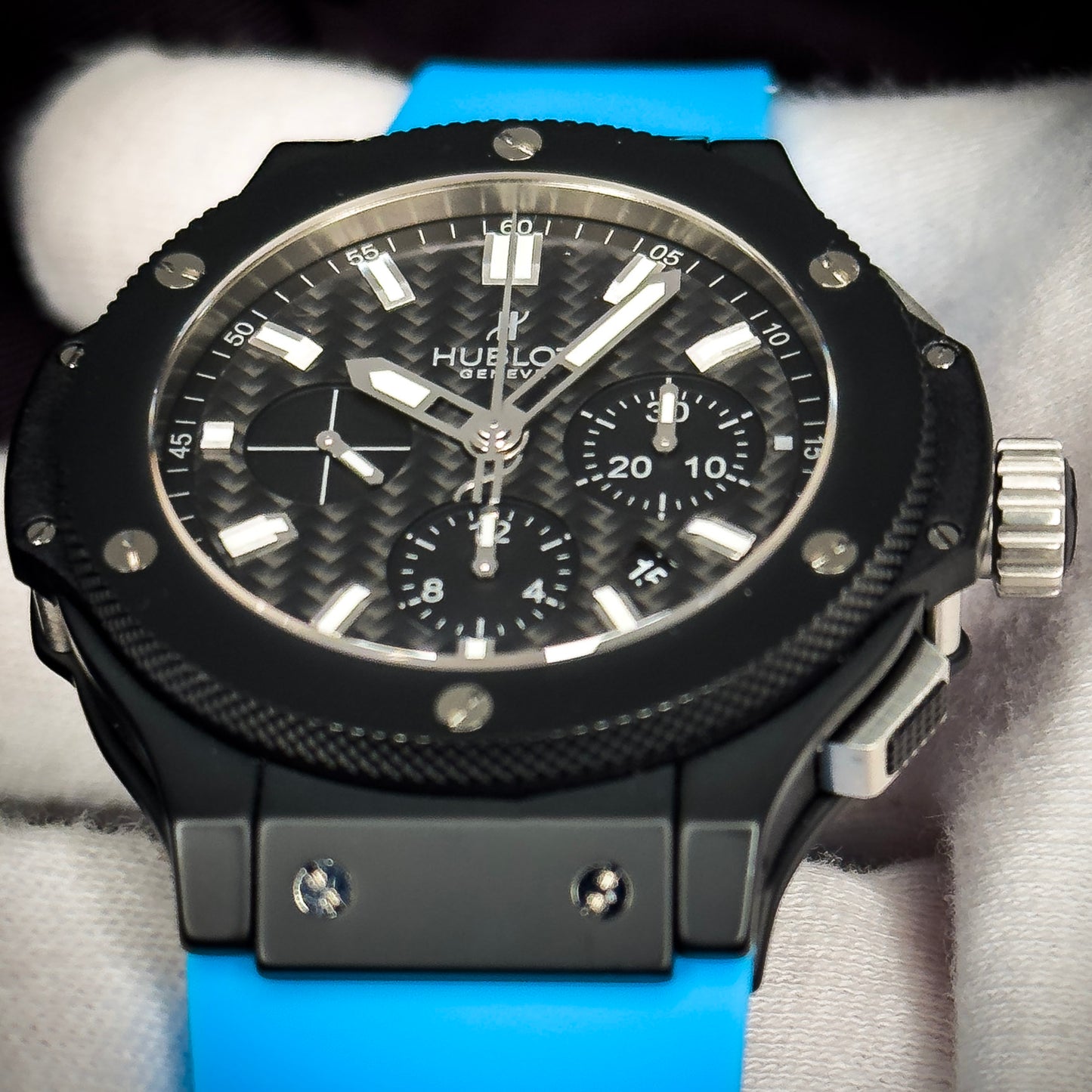 Hublot Big Bang Black Ceramic 44mm with Carbon Fiber Dial – Ref. 301.CI.1770.RX