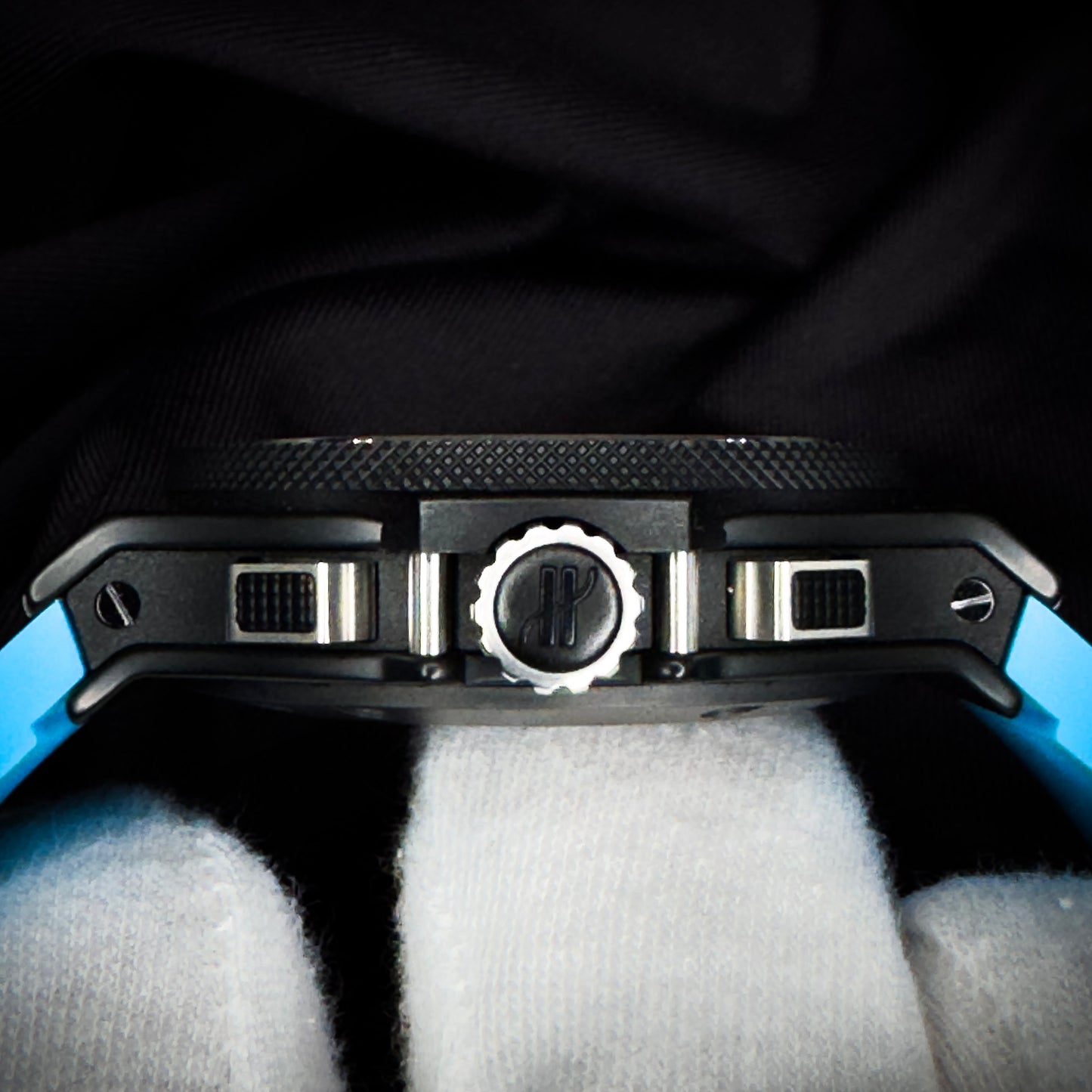 Hublot Big Bang Black Ceramic 44mm with Carbon Fiber Dial – Ref. 301.CI.1770.RX