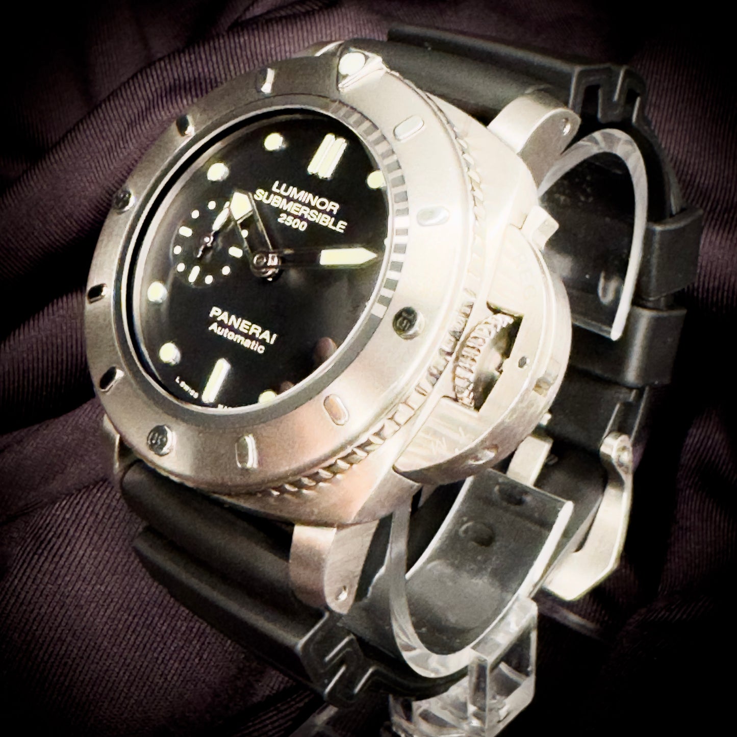 Panerai Submersible 2500M - Ref # PAM00364