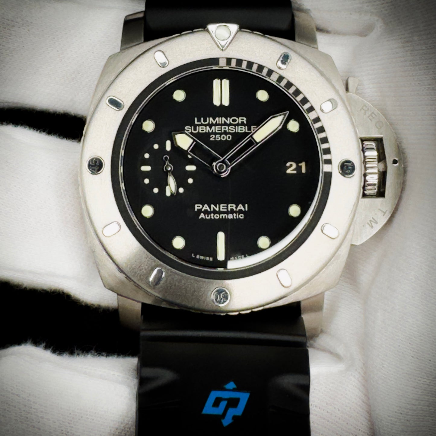 Panerai Submersible 2500M - Ref # PAM00364