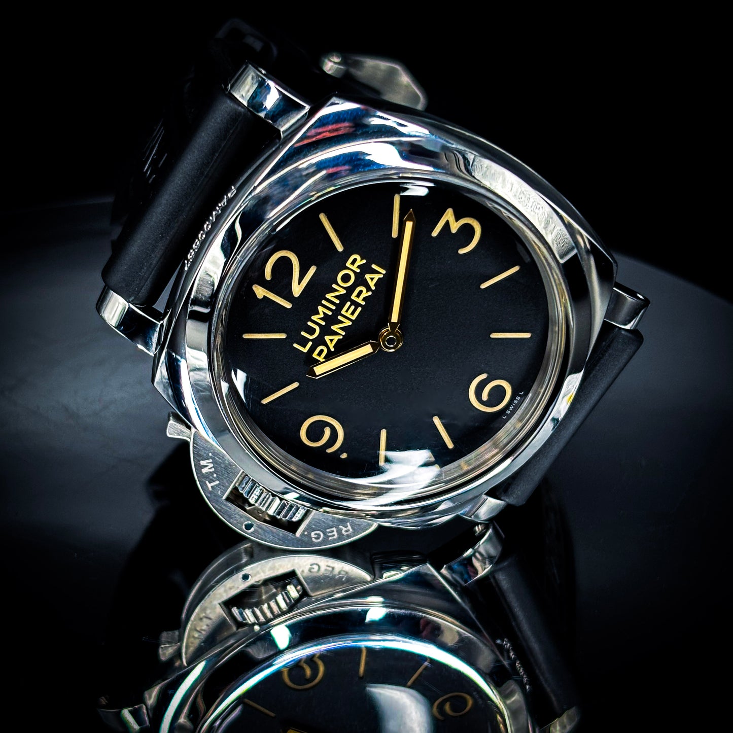 Panerai Luminor "Destro" - Ref # PAM00557