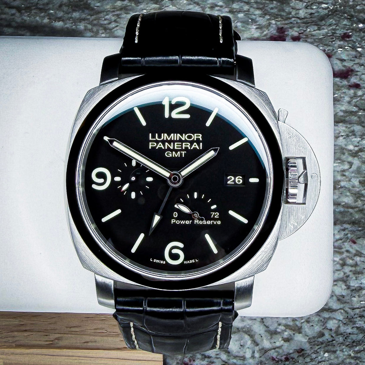 Panerai Luminor 1950 3 day GMT PAM00321