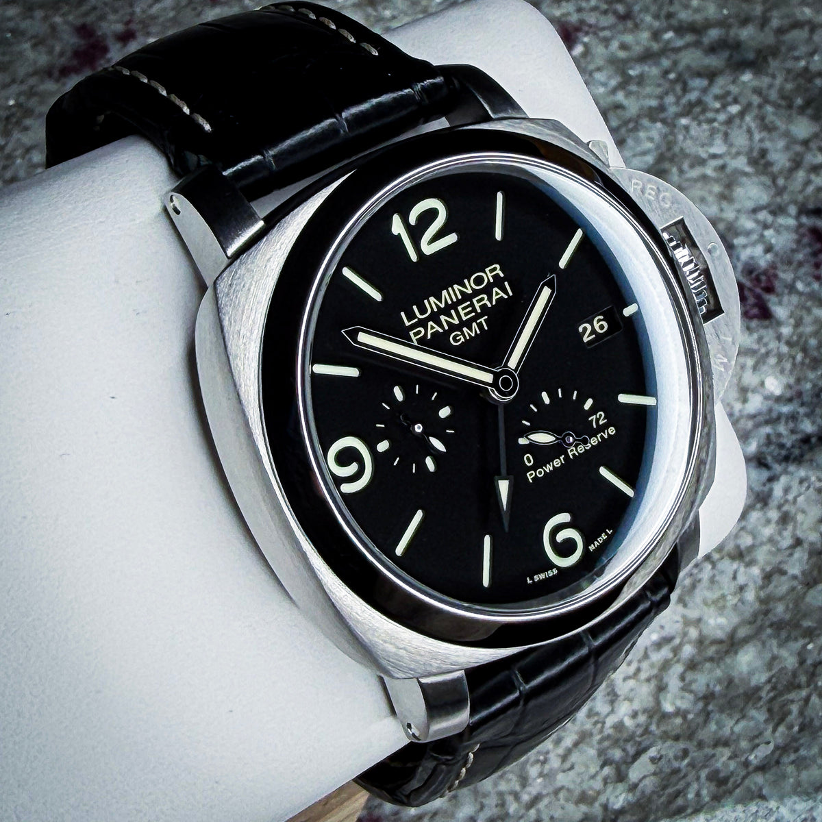 Panerai Luminor 1950 3 day GMT PAM00321