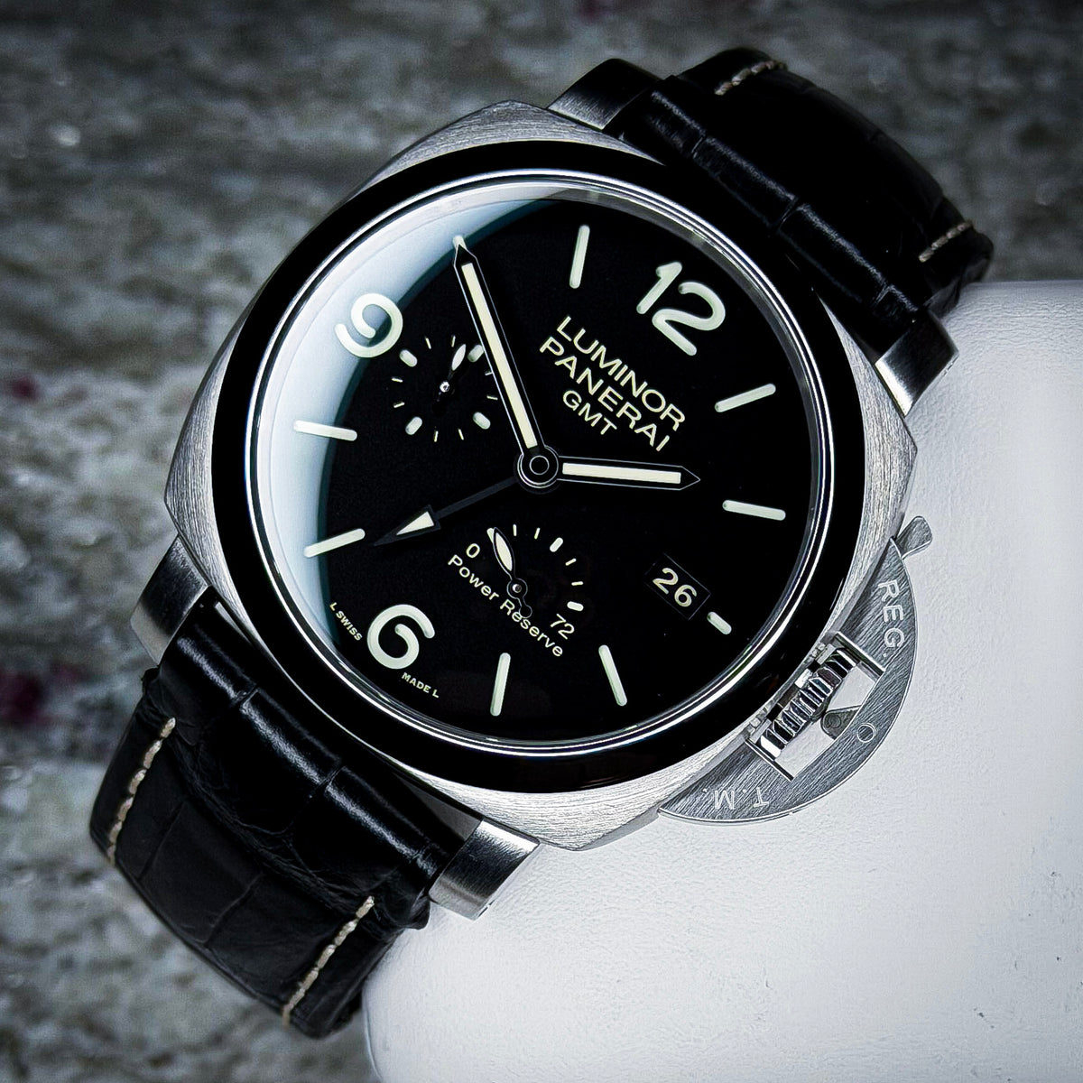 Panerai Luminor 1950 3 day GMT PAM00321