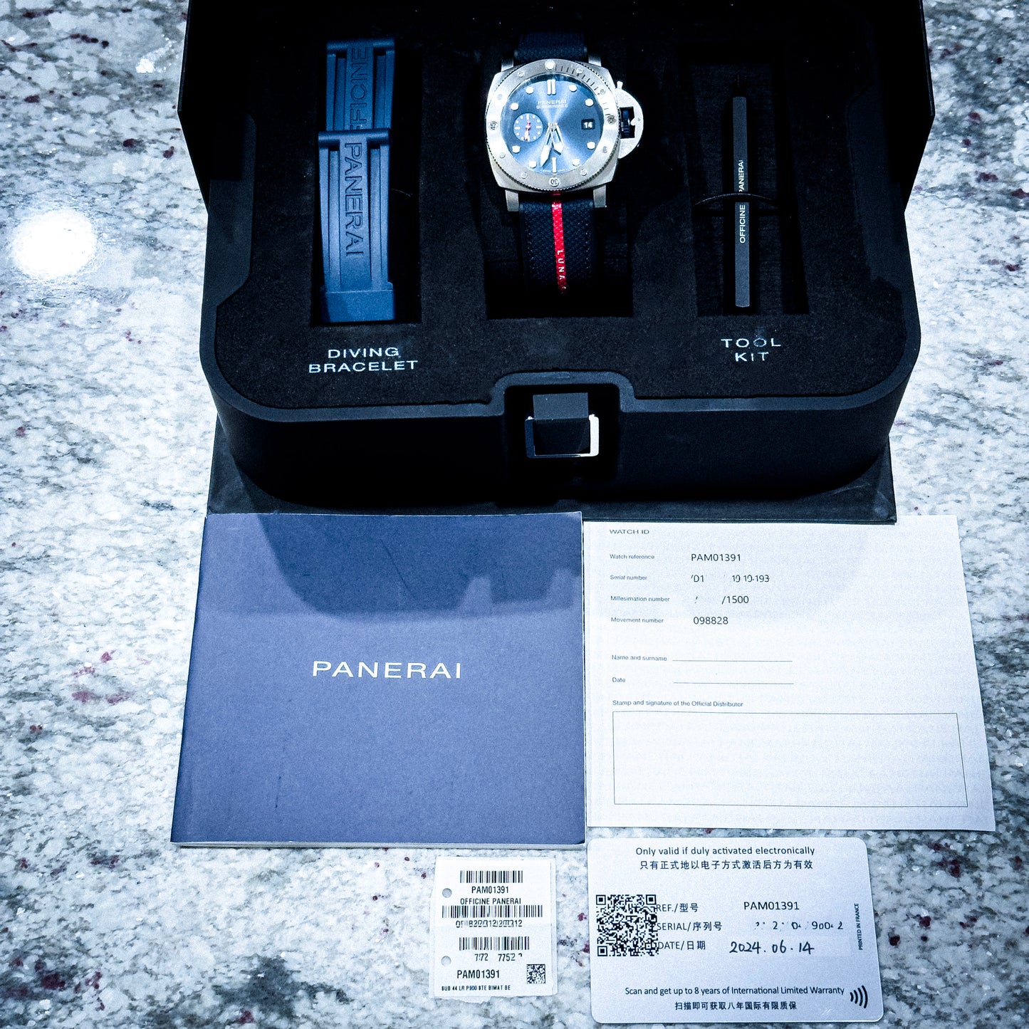 Panerai Luna Rossa 44mm - Ref # PAM01391
