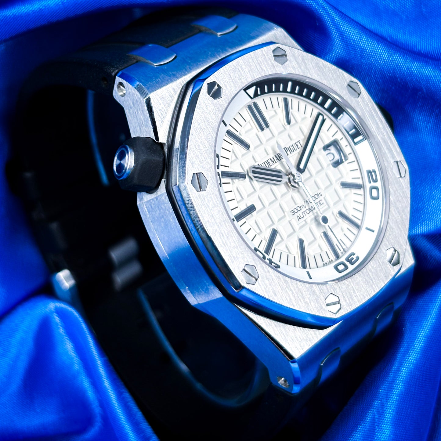 Audemars Piguet Royal Oak Offshore Diver – Ref. 15710ST.OO.A002CA.02