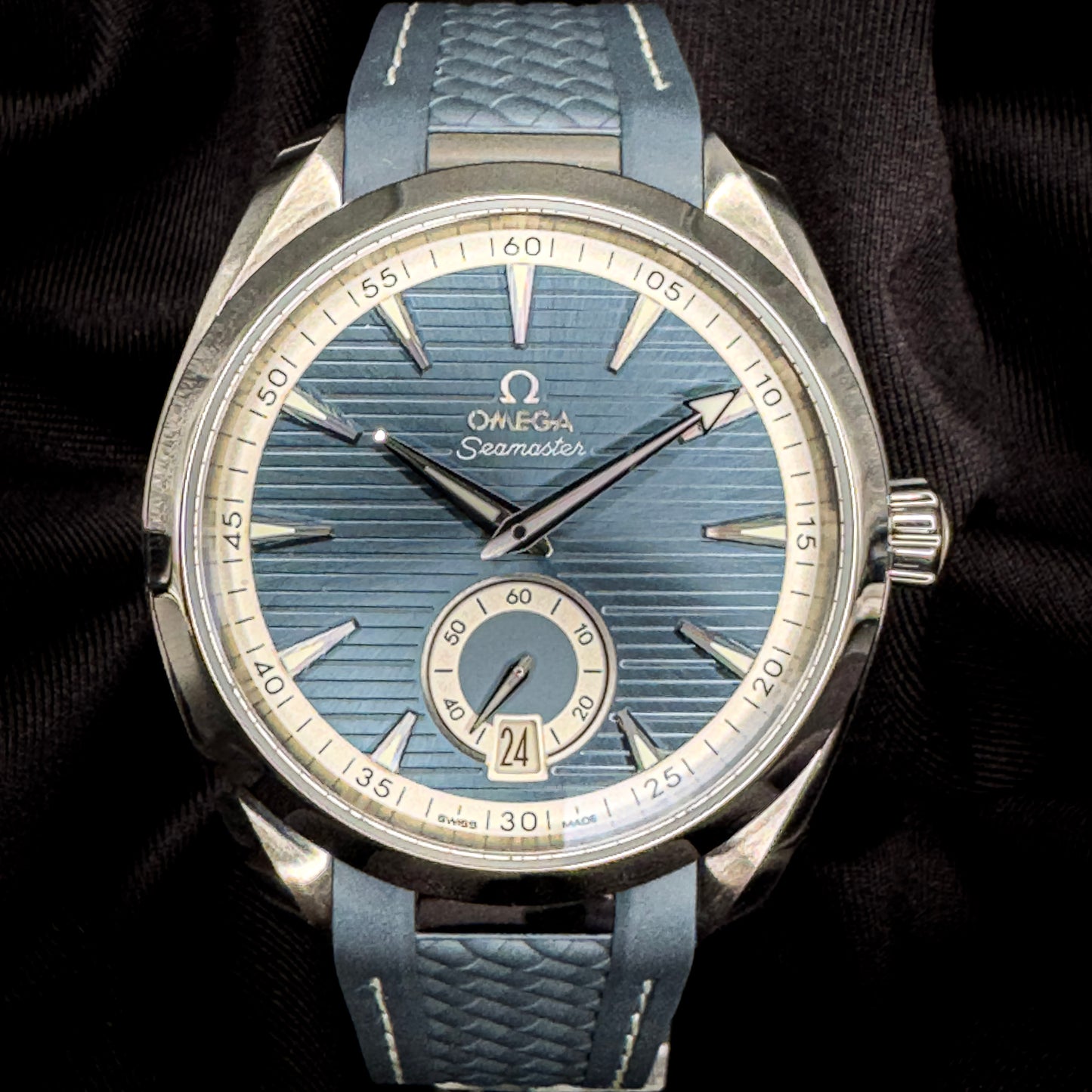 Omega Seamaster Aqua Terra 150M Small Seconds – Ref # 220.12.41.21.03.005