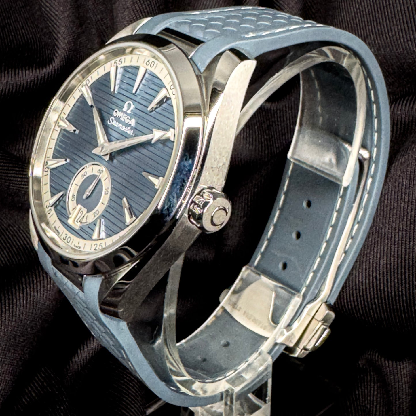 Omega Seamaster Aqua Terra 150M Small Seconds – Ref # 220.12.41.21.03.005