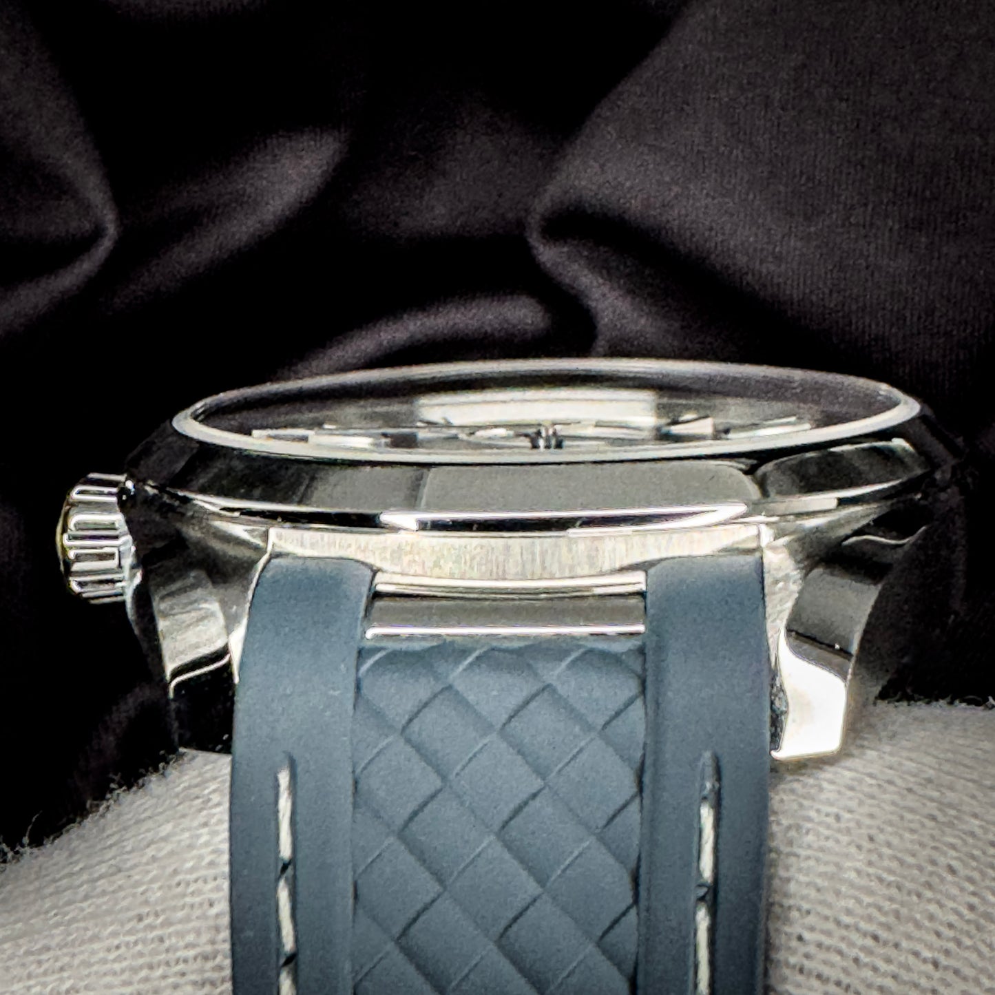 Omega Seamaster Aqua Terra 150M Small Seconds – Ref # 220.12.41.21.03.005