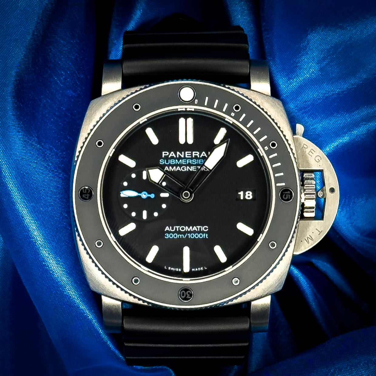 Panerai Submersible 47mm - Ref # PAM01389