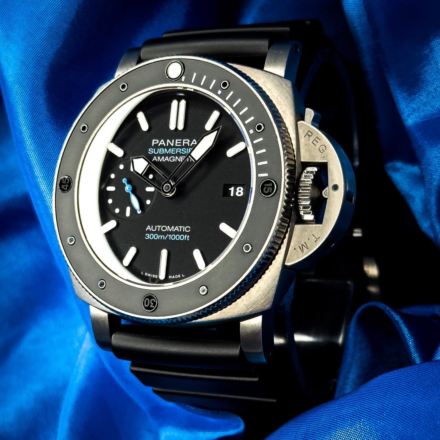 Panerai Submersible 47mm - Ref # PAM01389