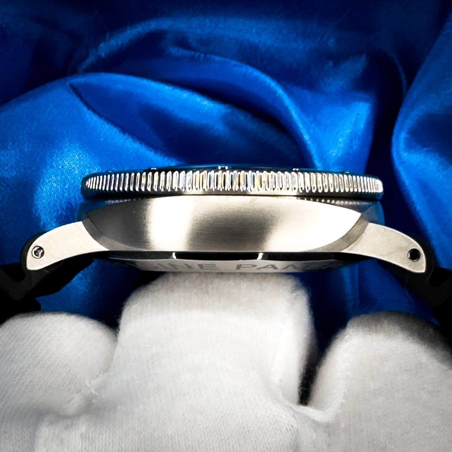 Panerai Submersible 47mm - Ref # PAM01389