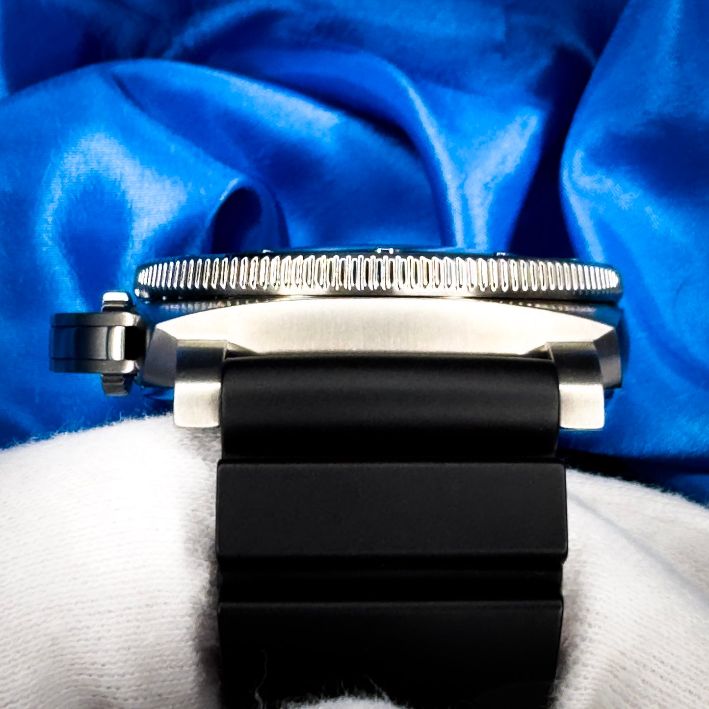 Panerai Submersible 47mm - Ref # PAM01389