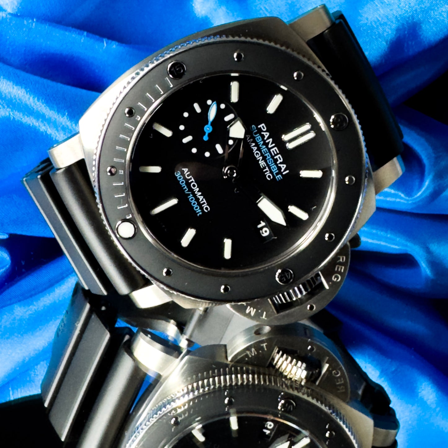 Panerai Submersible 47mm - Ref # PAM01389