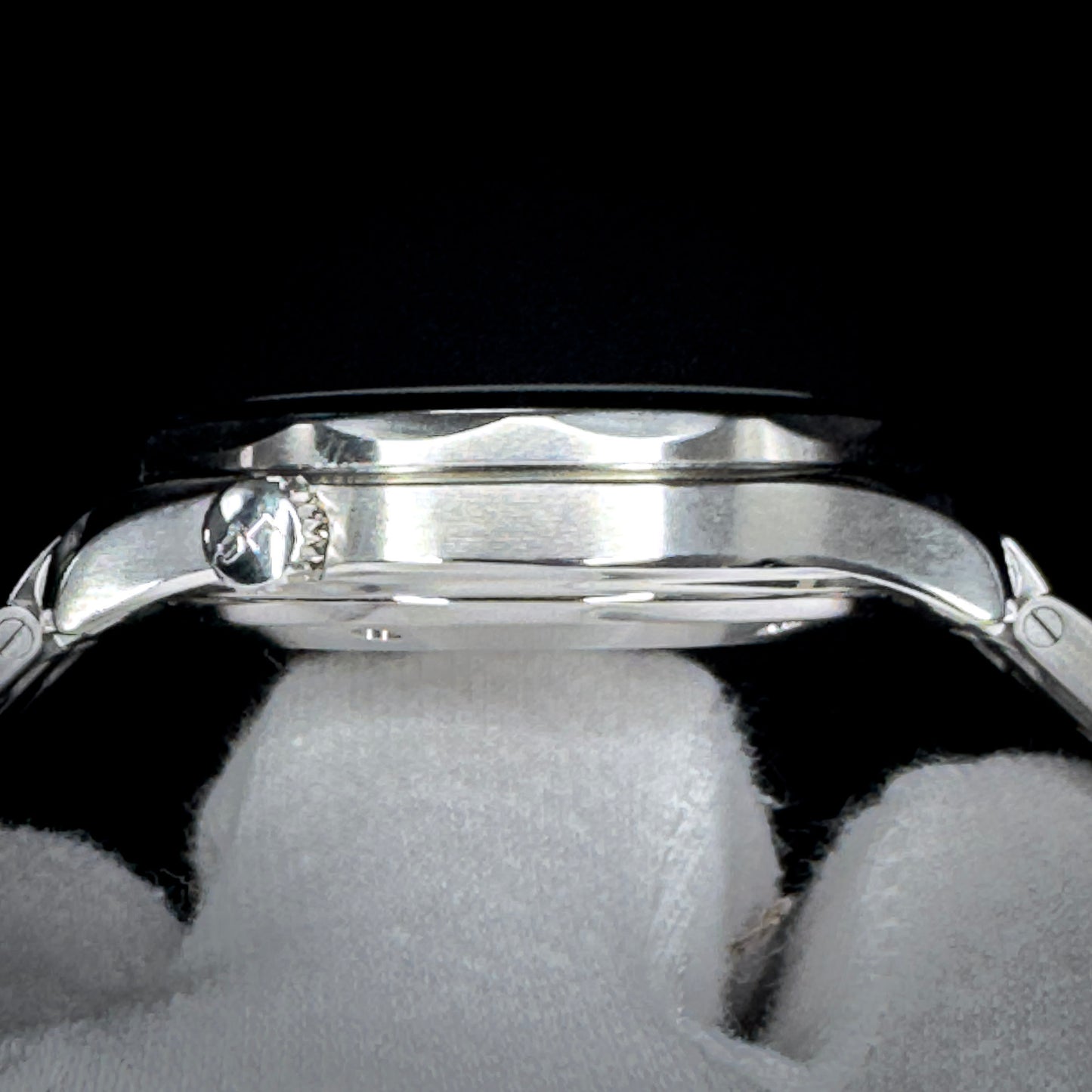 Omega Seamaster 300m Diver - Ref # 212.30.41.20.01.003