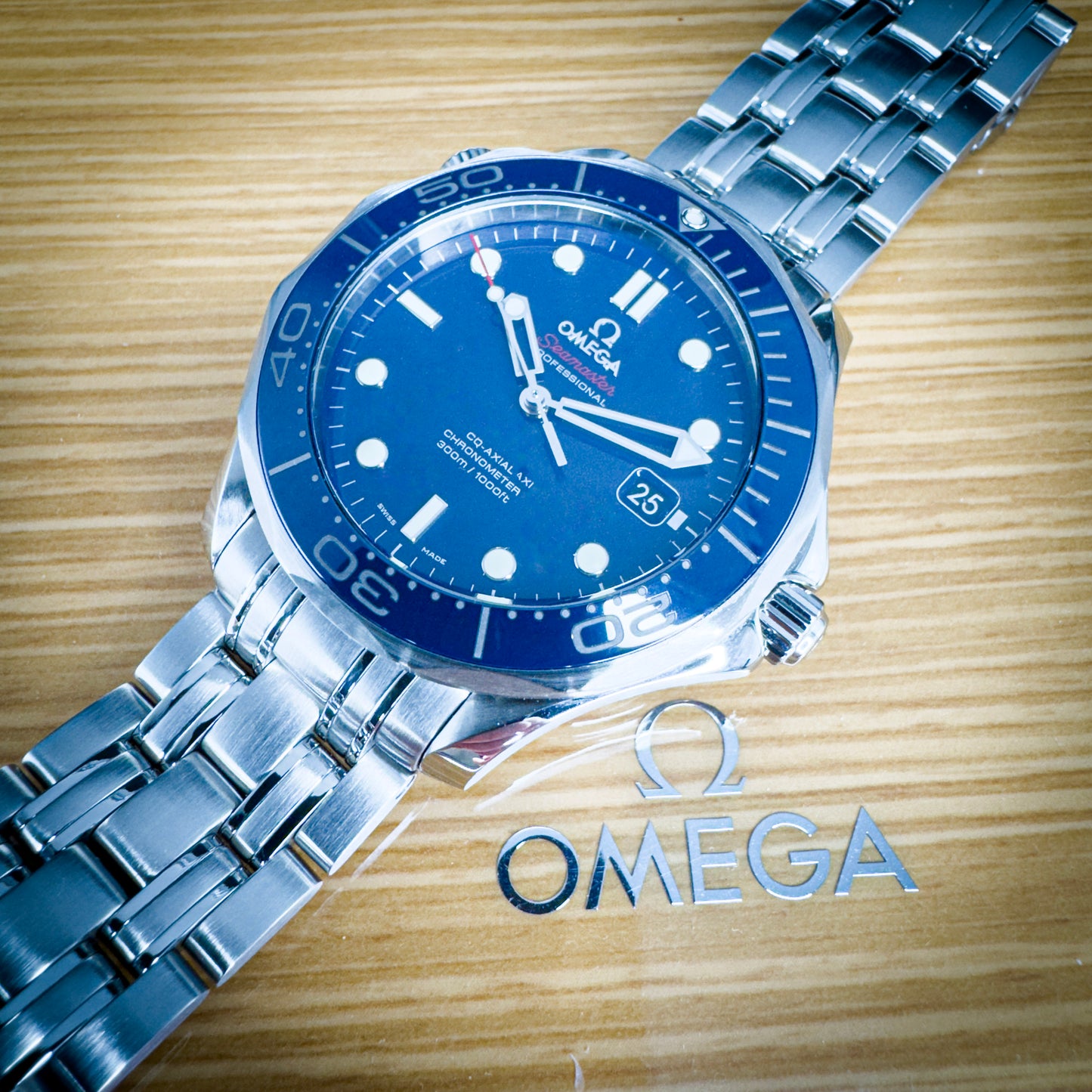 Omega Seamaster 300M Professional Diver - Ref # 212.30.41.20.03.001