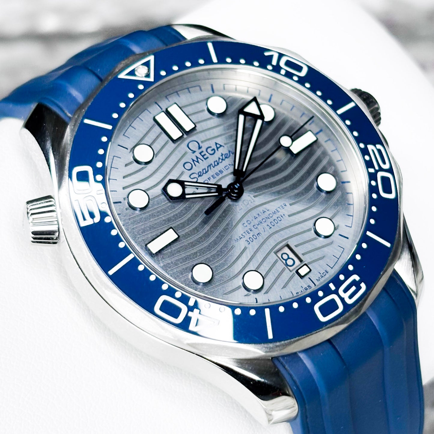 Omega Seamaster 300M Diver Gray Wave Dial Ref # 210.32.42.20.06.001