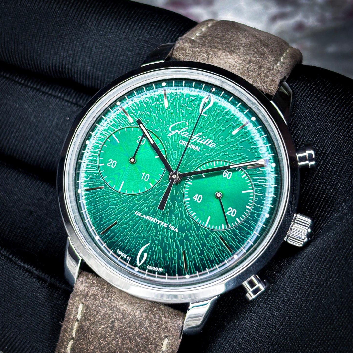 Glashütte Originals Sixties Chronograph Annual Edition Green Dial Ref # 1-39-34-05-22-04